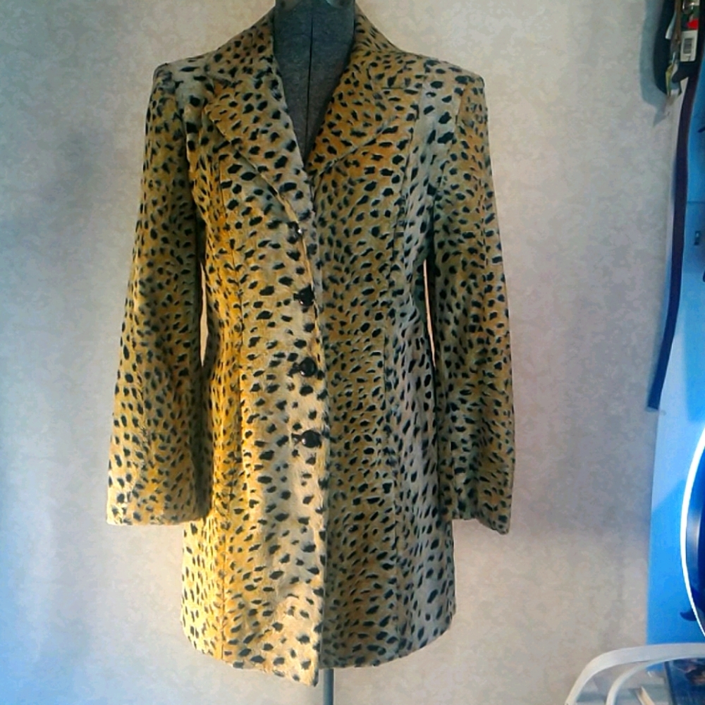 Banu leopard print jacket sz 8